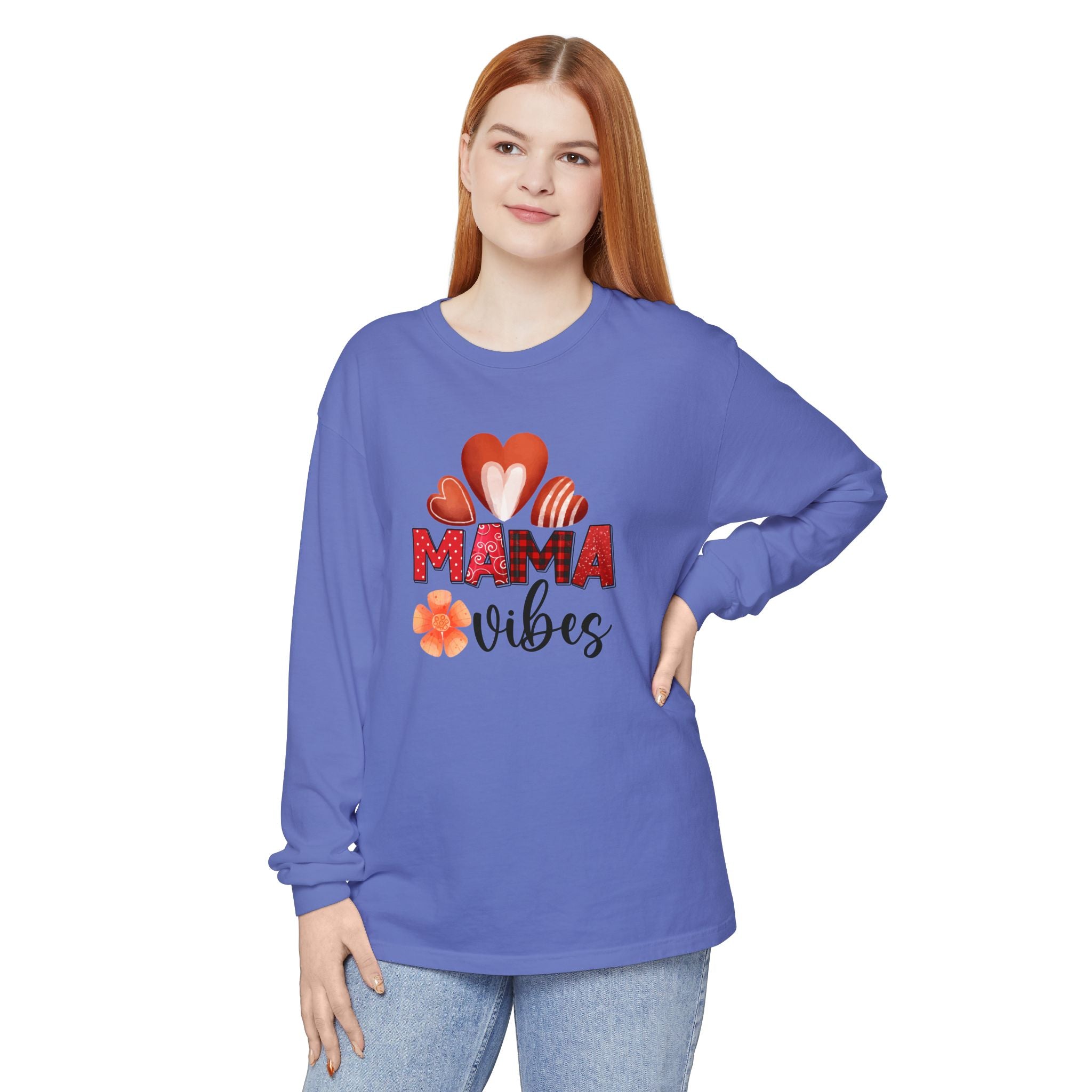 Mama Vibes Long Sleeve T-Shirt - Comfortable Unisex Tee for Moms