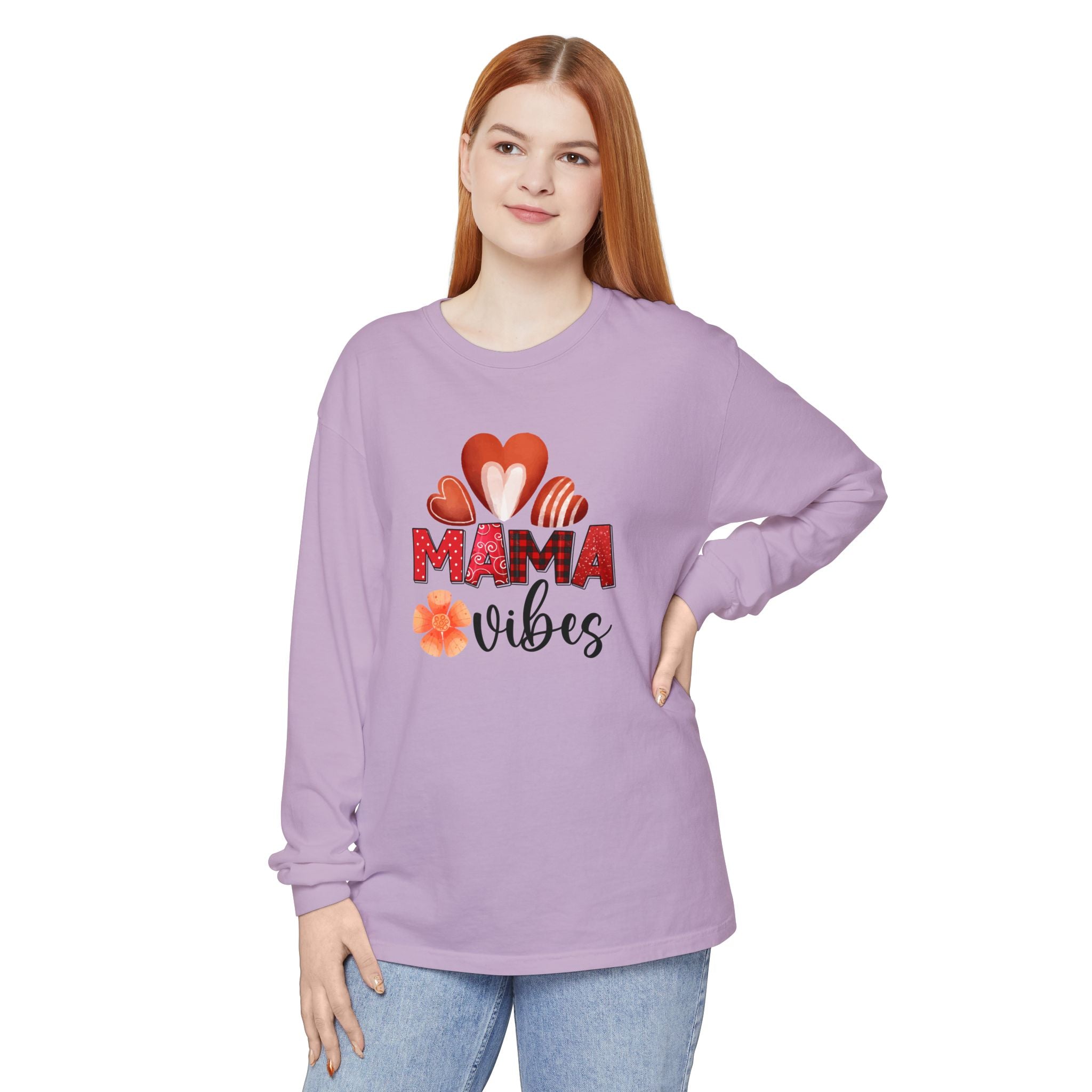 Mama Vibes Long Sleeve T-Shirt - Comfortable Unisex Tee for Moms
